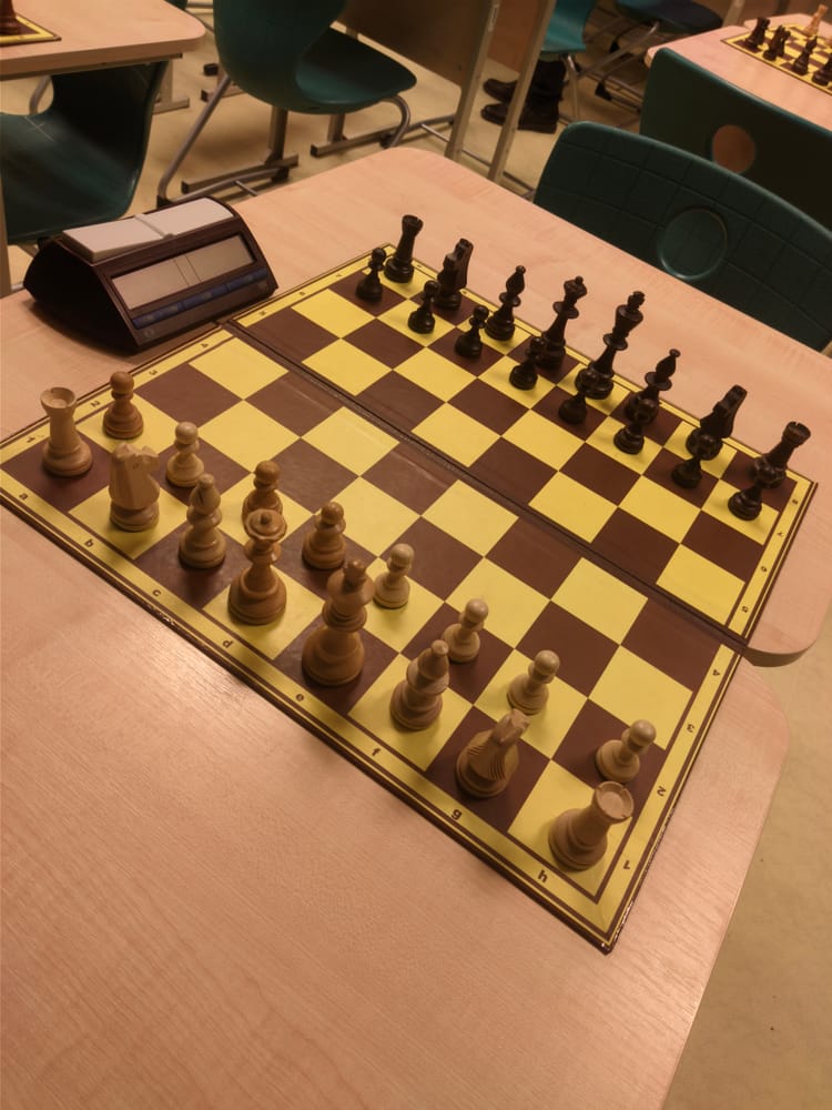 The Chess Masters Cup: A Thrilling Day of Strategy and Intelligence